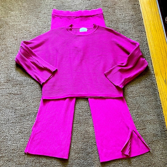 Pink Rose Fuchsia Ribbed Knit set - Picture 1 of 2